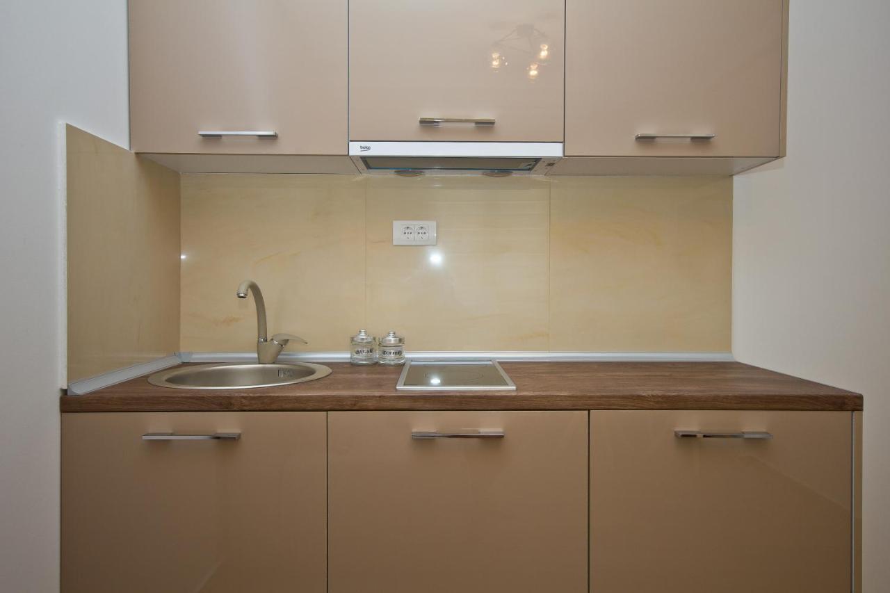 Igman Apartments Tivat Eksteriør billede