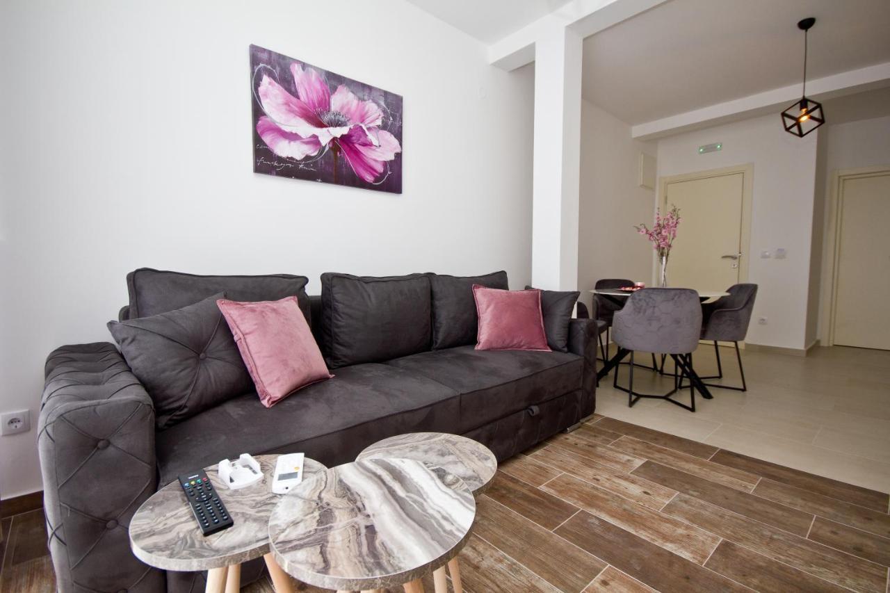 Igman Apartments Tivat Eksteriør billede