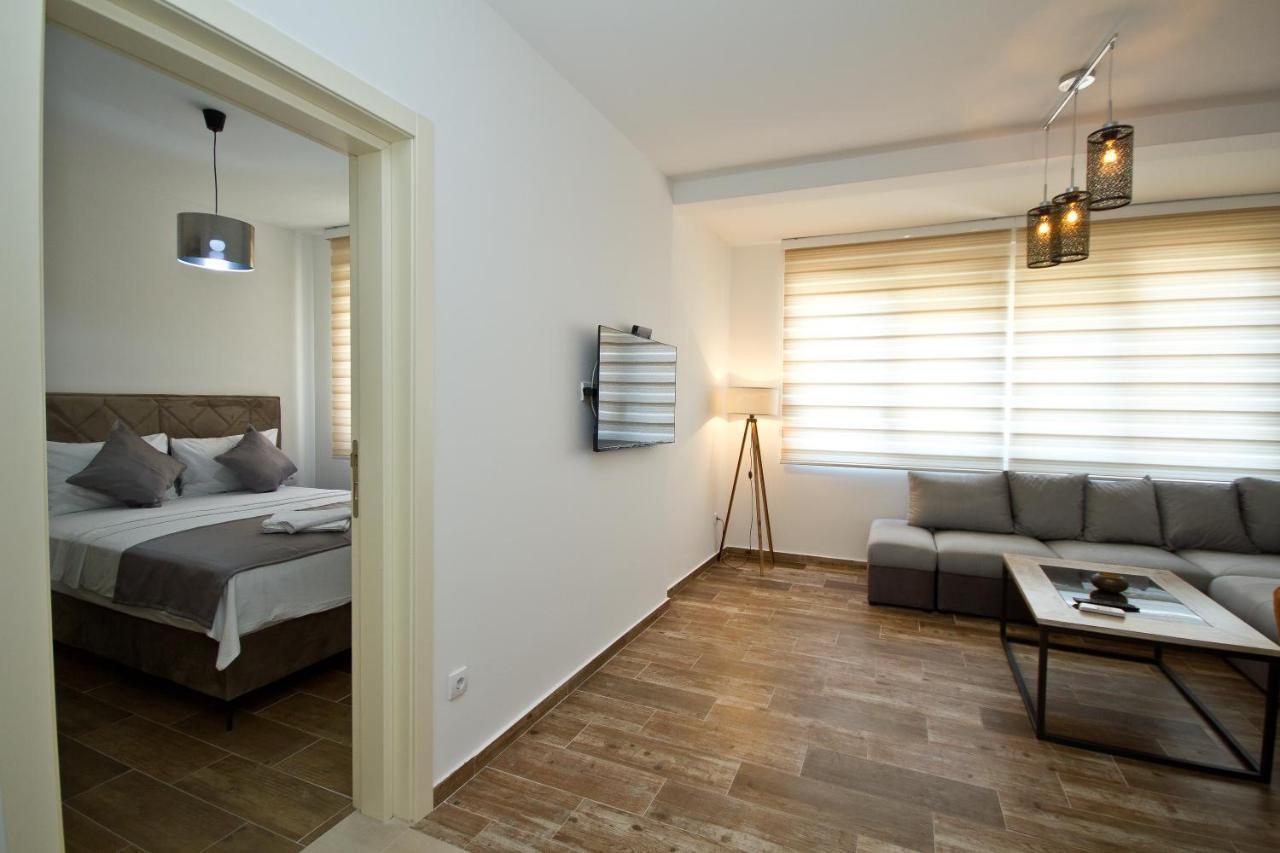 Igman Apartments Tivat Eksteriør billede