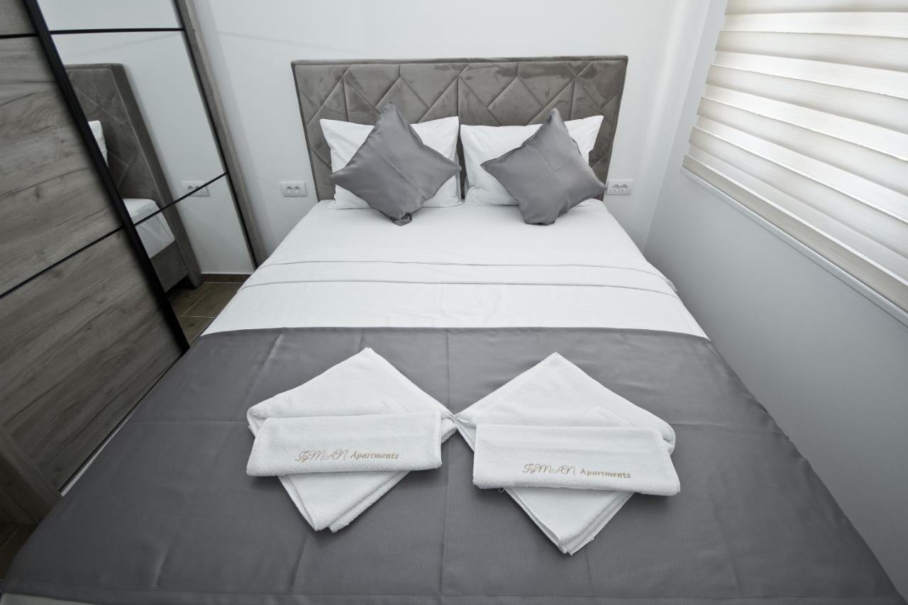 Igman Apartments Tivat Eksteriør billede