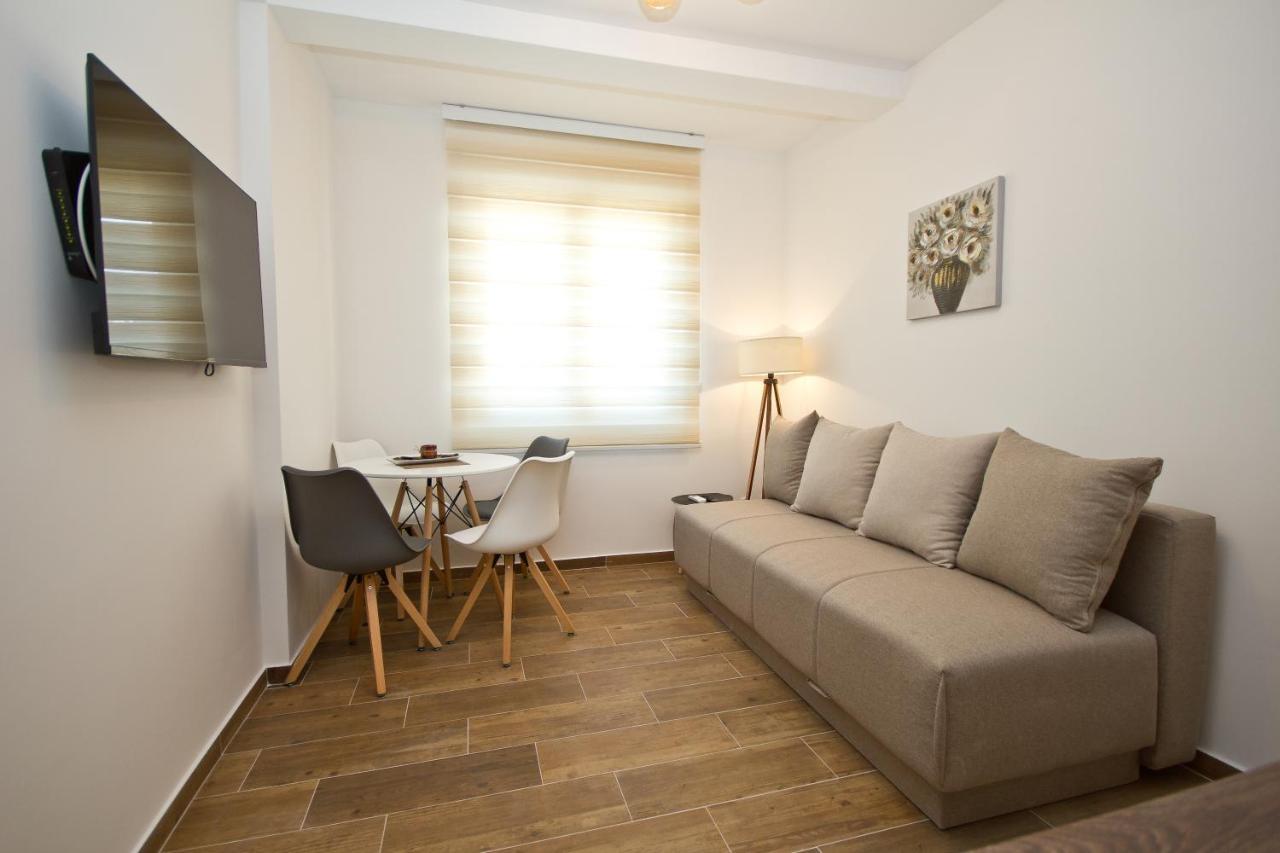 Igman Apartments Tivat Eksteriør billede