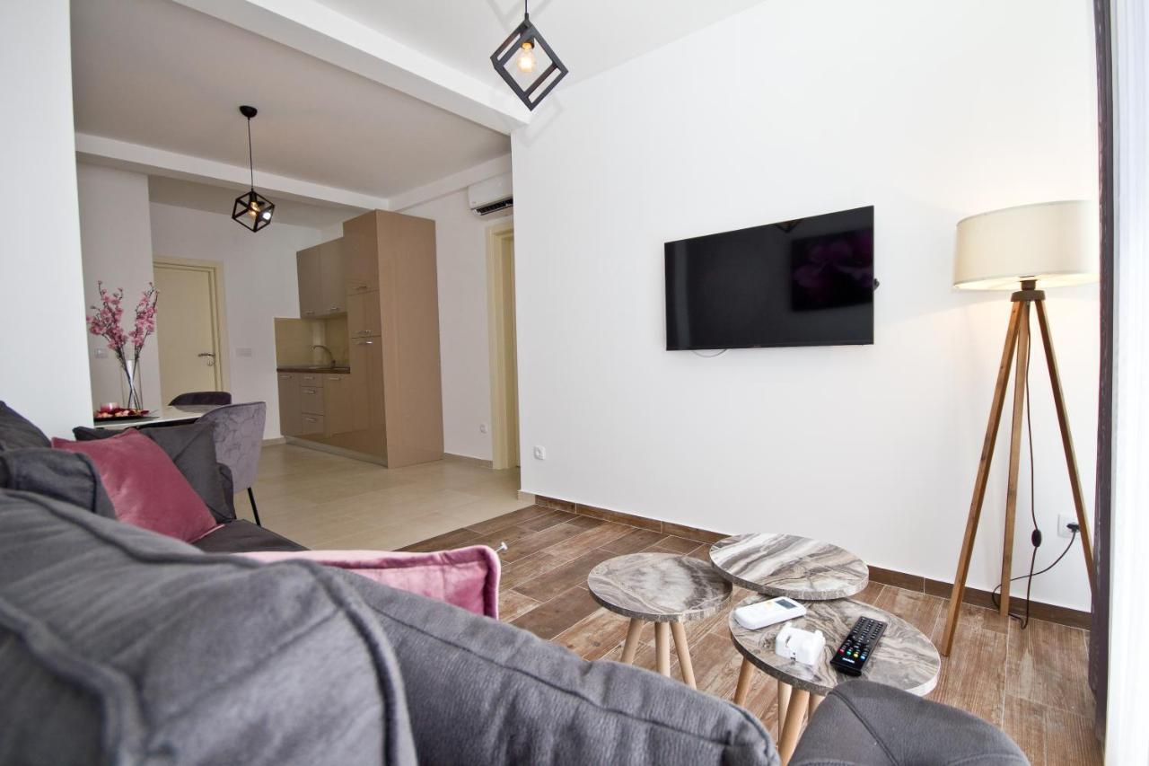 Igman Apartments Tivat Eksteriør billede