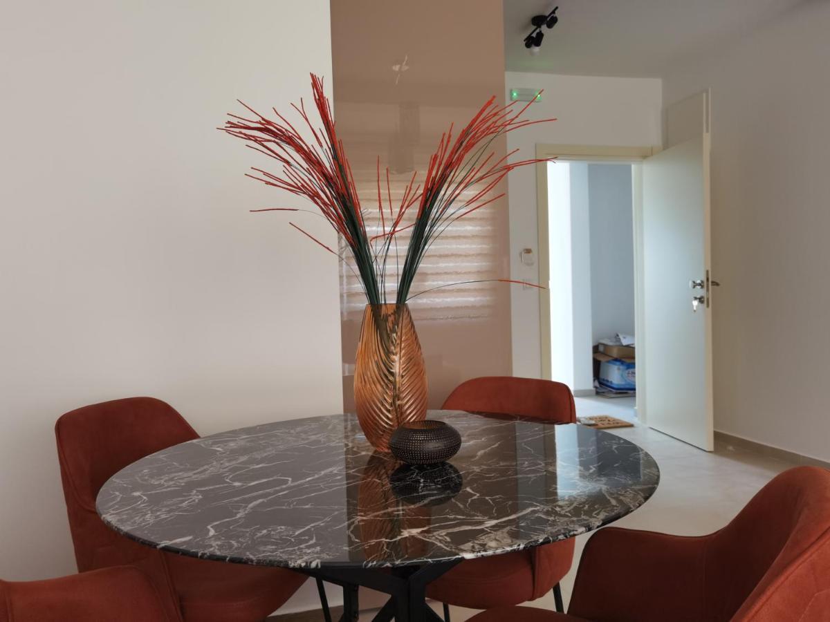 Igman Apartments Tivat Eksteriør billede