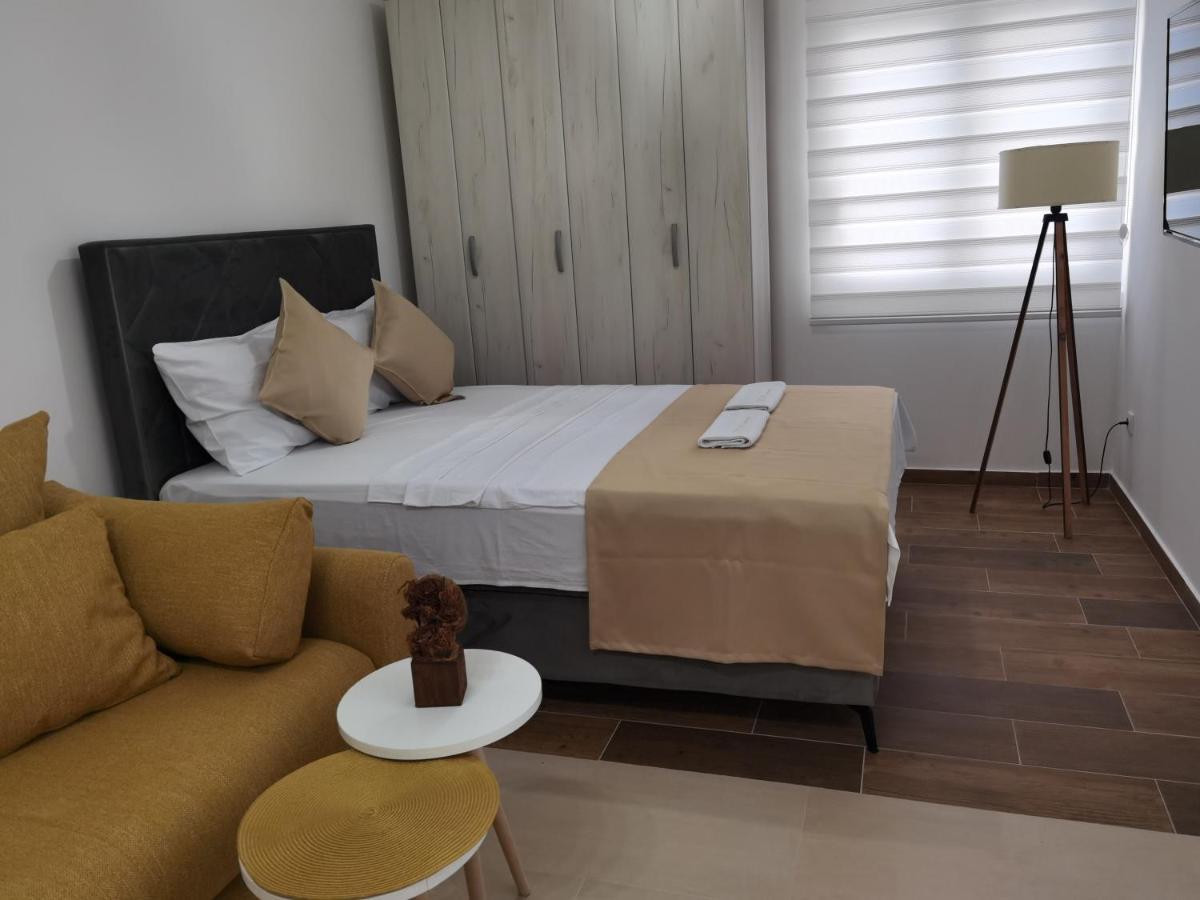 Igman Apartments Tivat Eksteriør billede